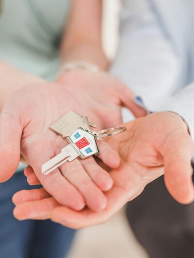 COMPRA E VENDA IMÓVEIS